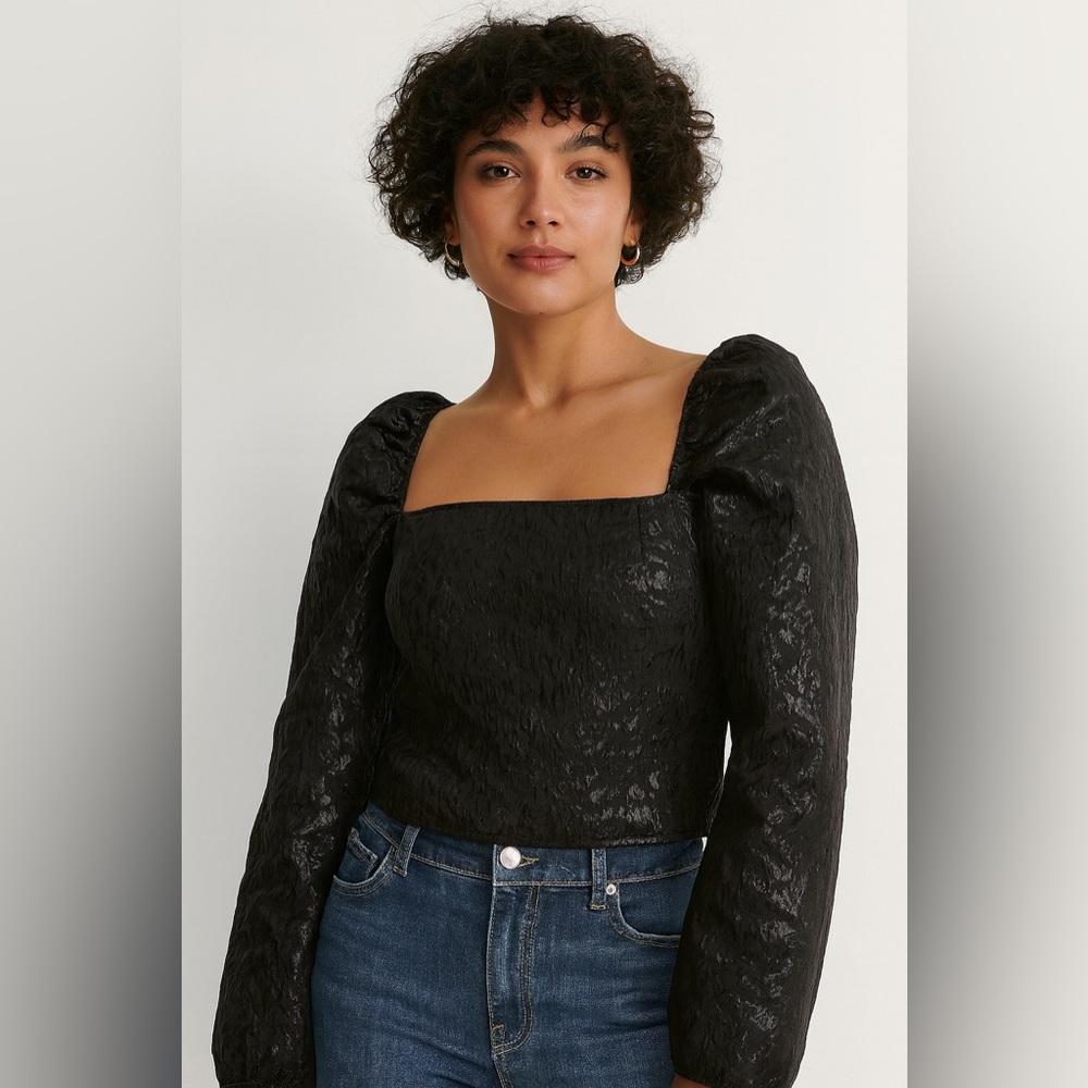 H&M Black Jacquard Puff Sleeve Top Sz. S NWT